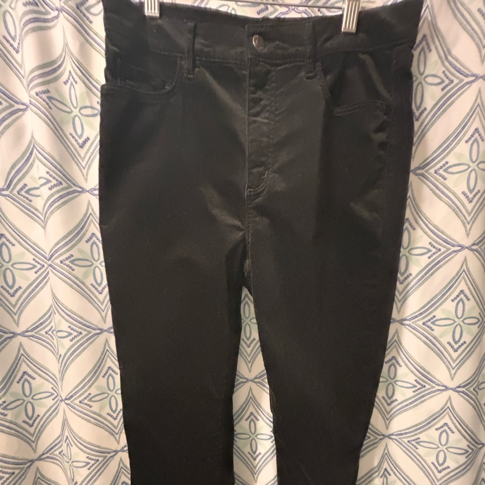 LOFT Black Velour Pants/Jeans with 5 Pockets and Straight Leg and SOFT FEEL